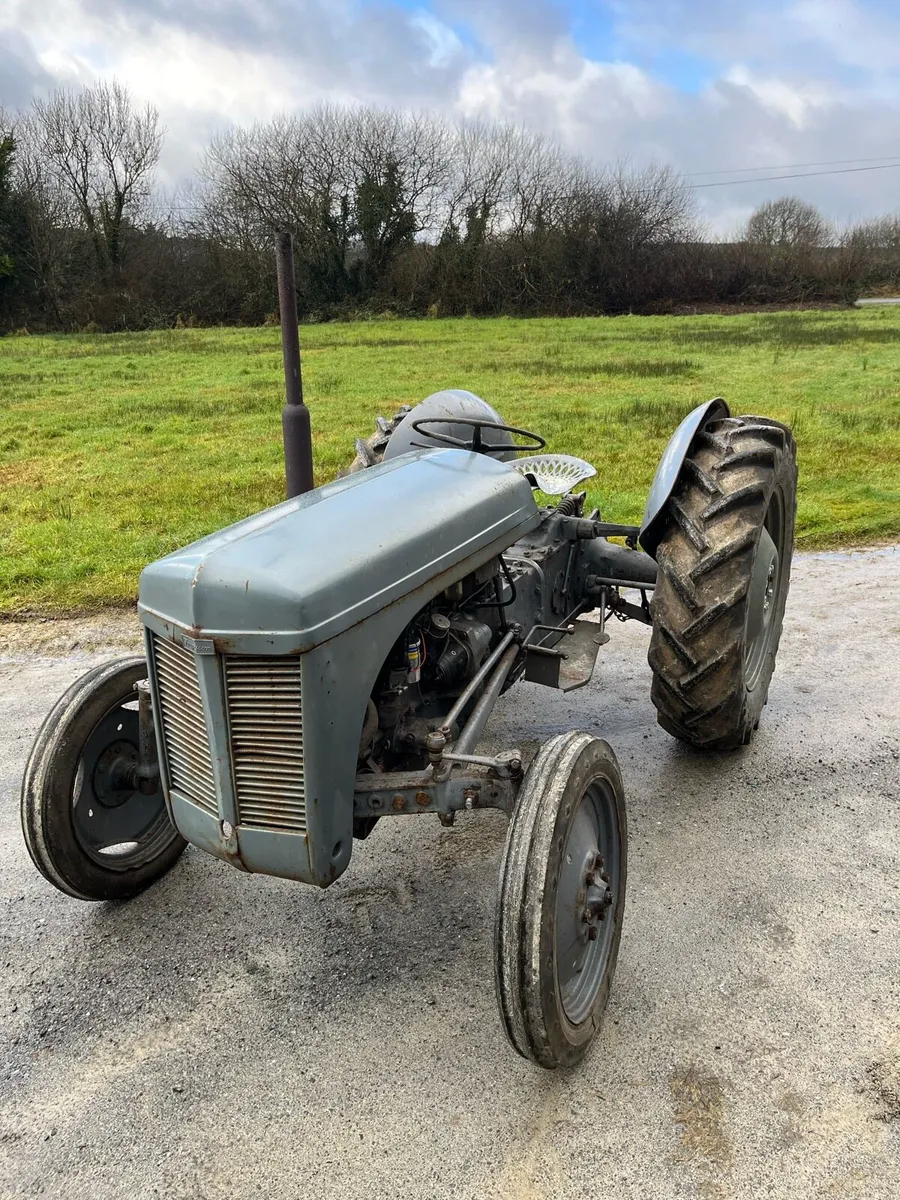 Grey Ferguson TVO 20 - Image 1