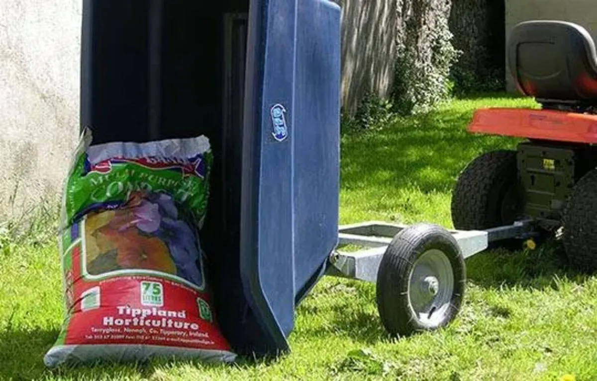 New JFC Lawnmower Tipping Trailer 250 Litre - Image 4