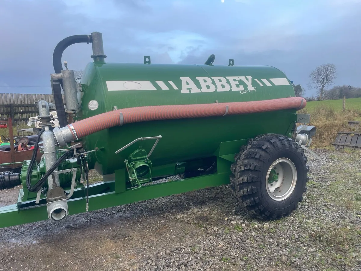 1350 abbey tanker - Image 2