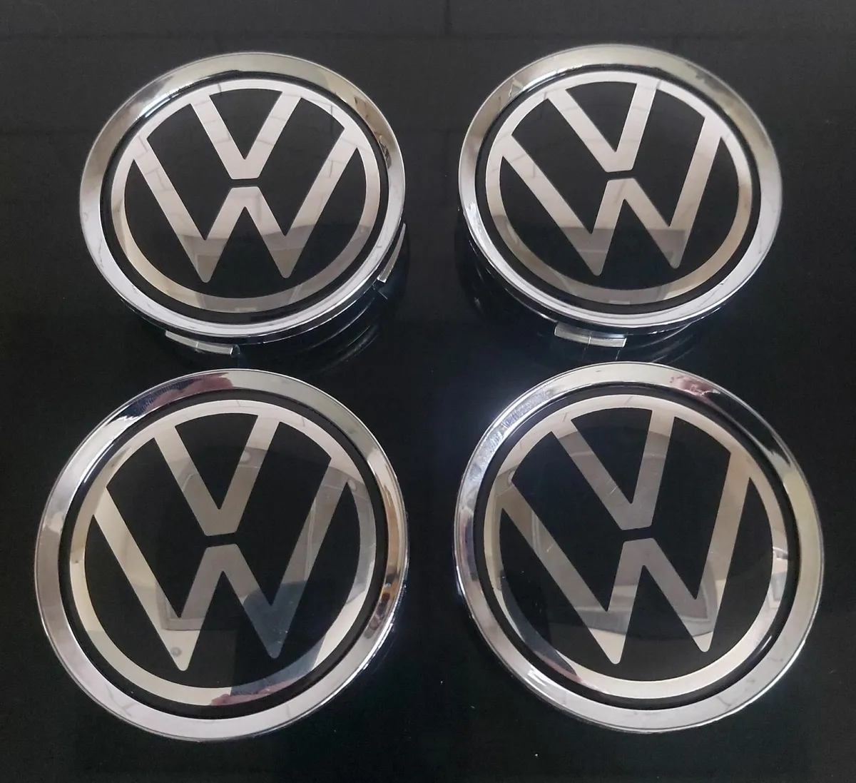 Hard to get 75mm VW Centre Caps - FREE POST - Image 1