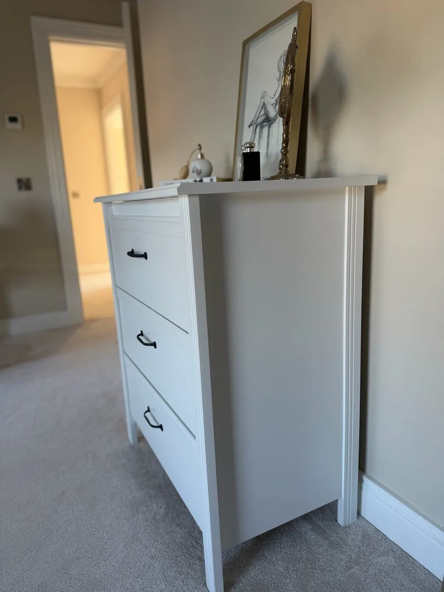 3 Drawer Chest - Image 4