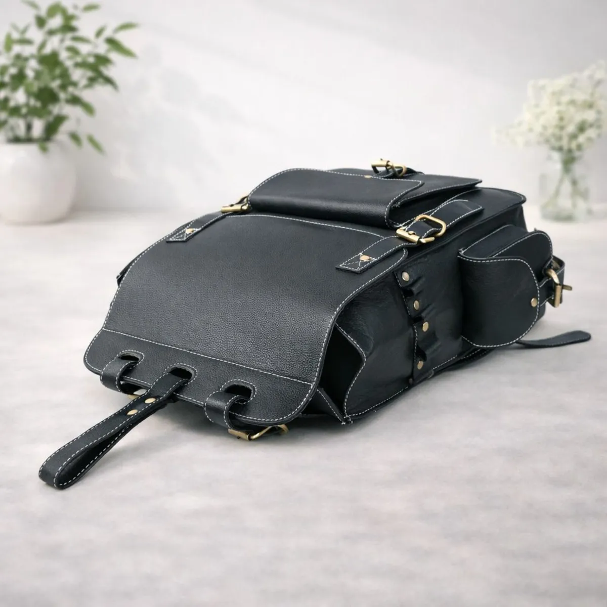 Handmade Genuine Leather Unisex Vintage Backpack - Image 4