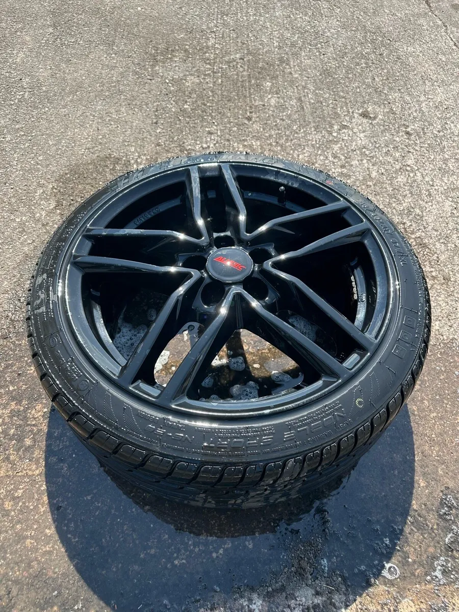 17 inch Gloss Black Alloy Wheels - Image 2