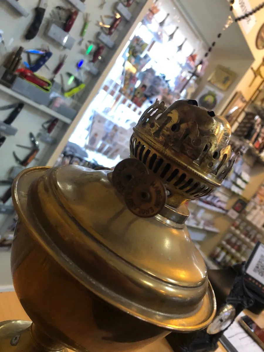 1800’s Vintage Oil Brass Lamp - Image 4
