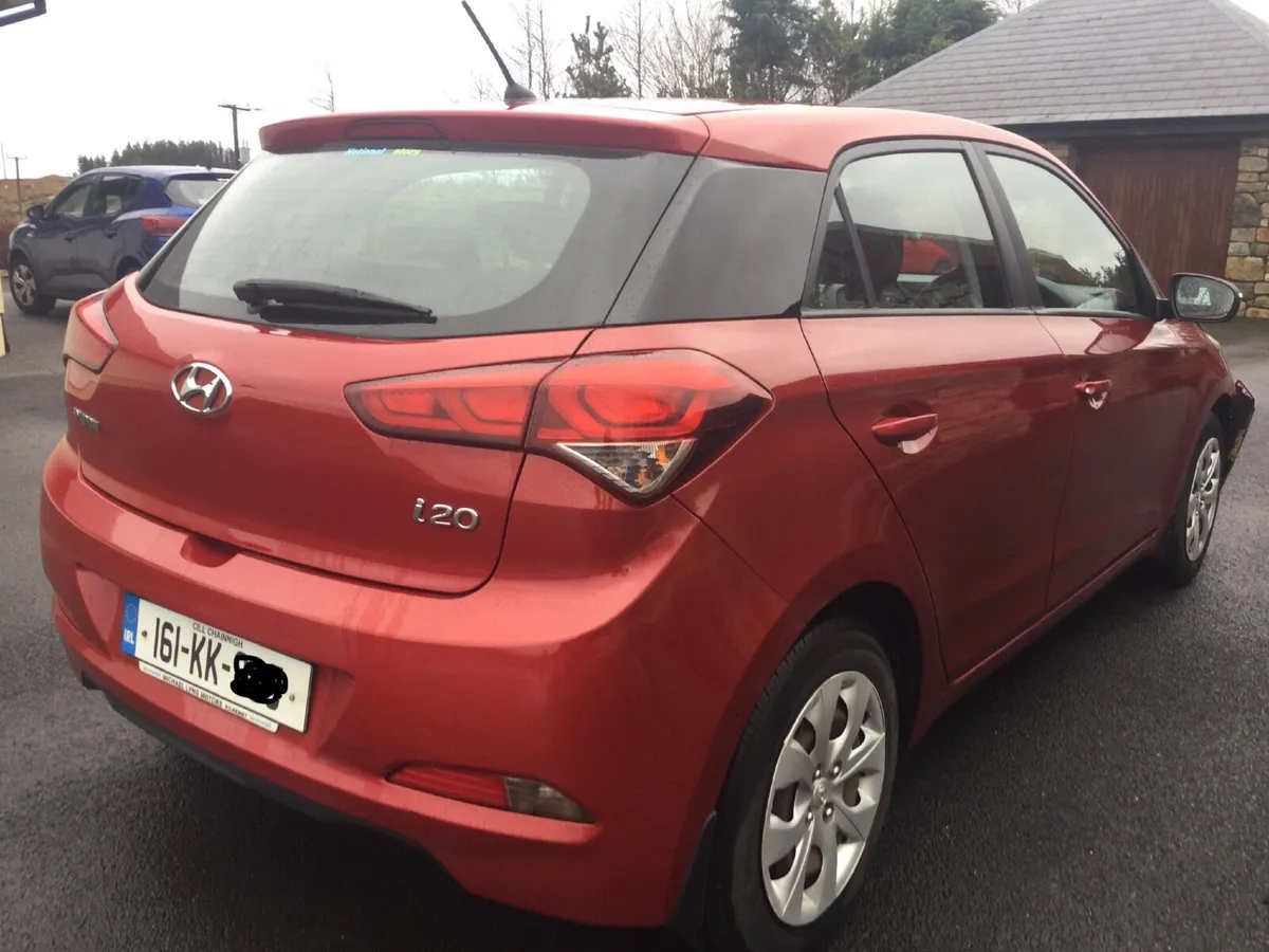 2016 Hyundai i20 - Image 4