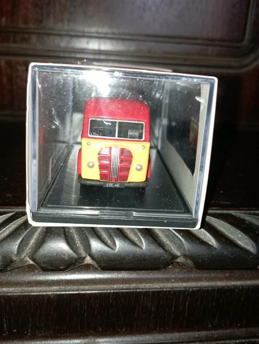 COCA COLA AUSTIN K8 THEREWAY VAN 1-76 SCALE. - Image 3