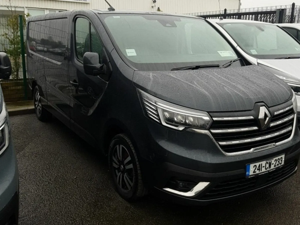 Renault Trafic 170bhp manual extra sport - Image 2
