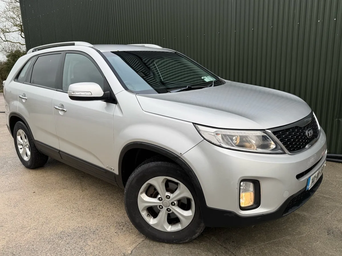 2014 Kia Sorento NO TAX NO DOE - Image 1