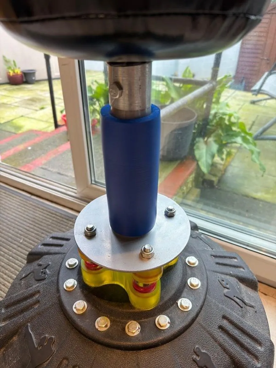 Legato free standing punching bag - Image 4