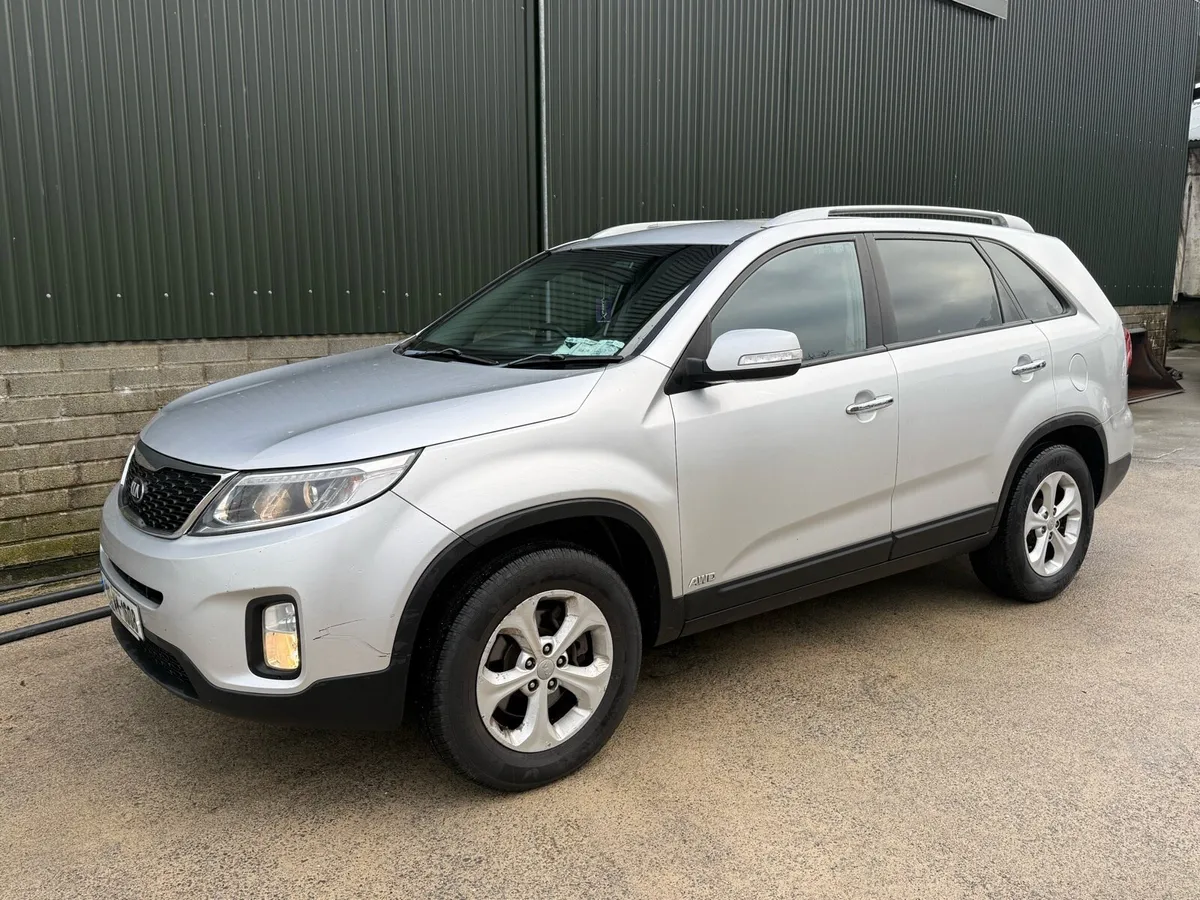 2014 Kia Sorento NO TAX NO DOE - Image 3
