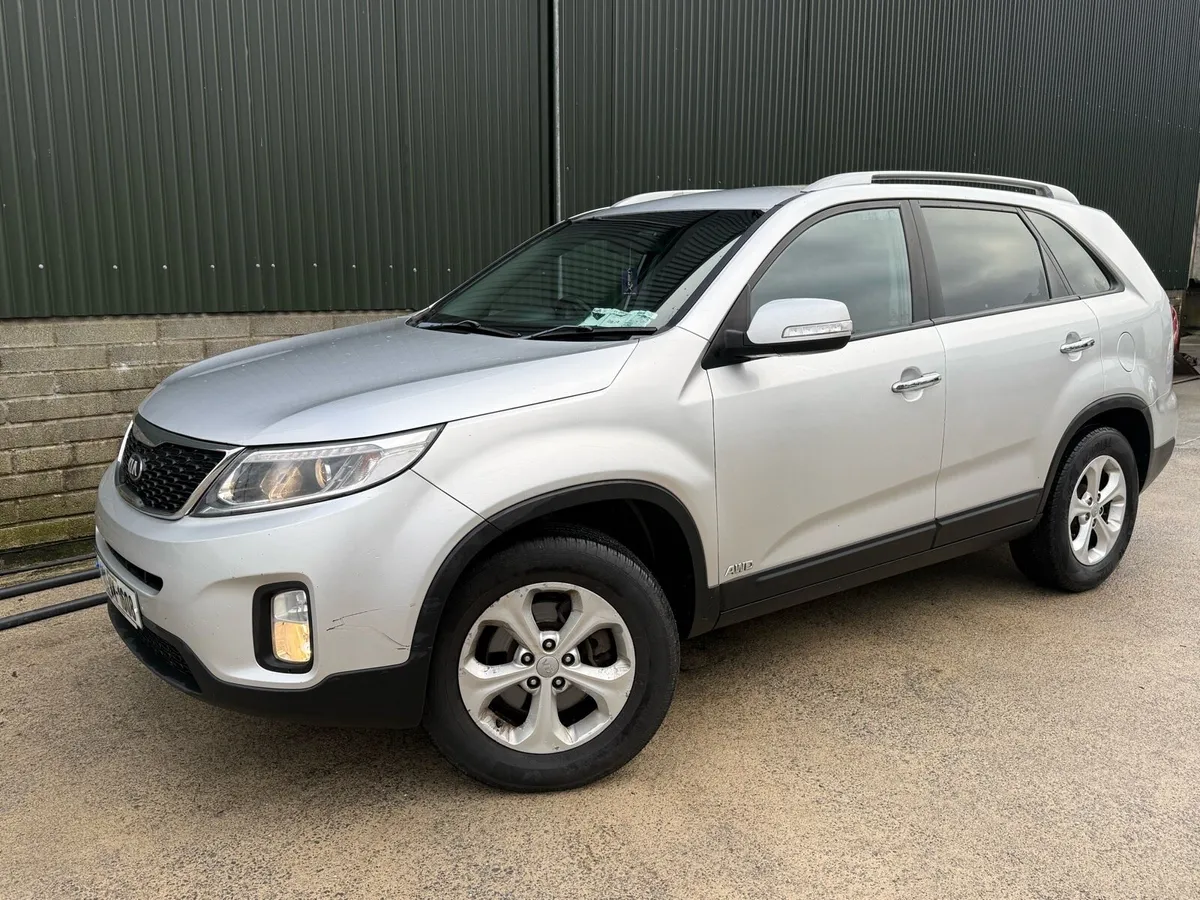 2014 Kia Sorento NO TAX NO DOE - Image 4