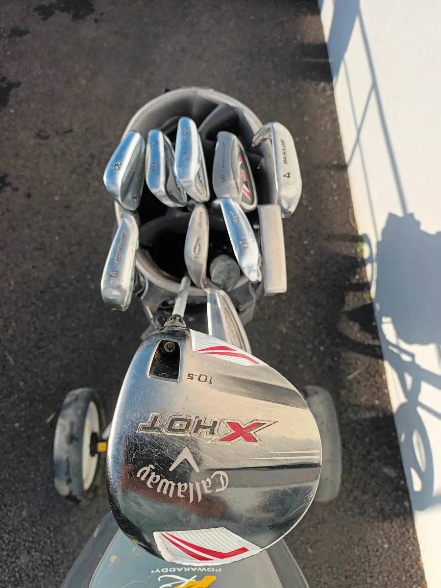 Golf clubs, bag  and trolley - Image 1