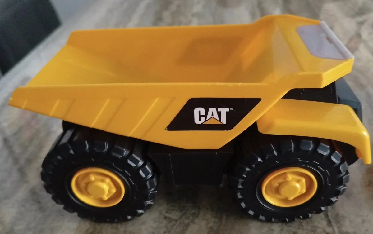 2 Caterpillar Toy Trucks - Image 2