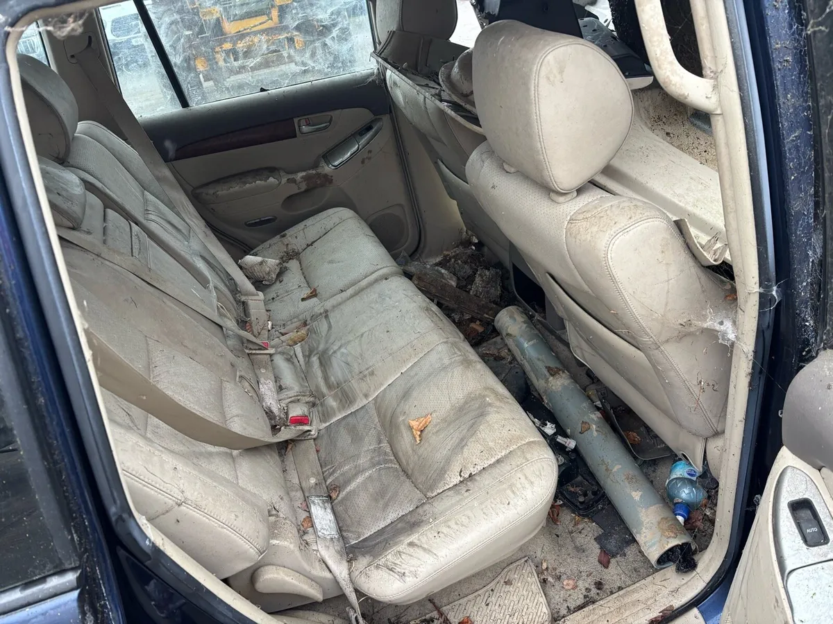 Toyota Landcruiser Rear Seats - Image 2