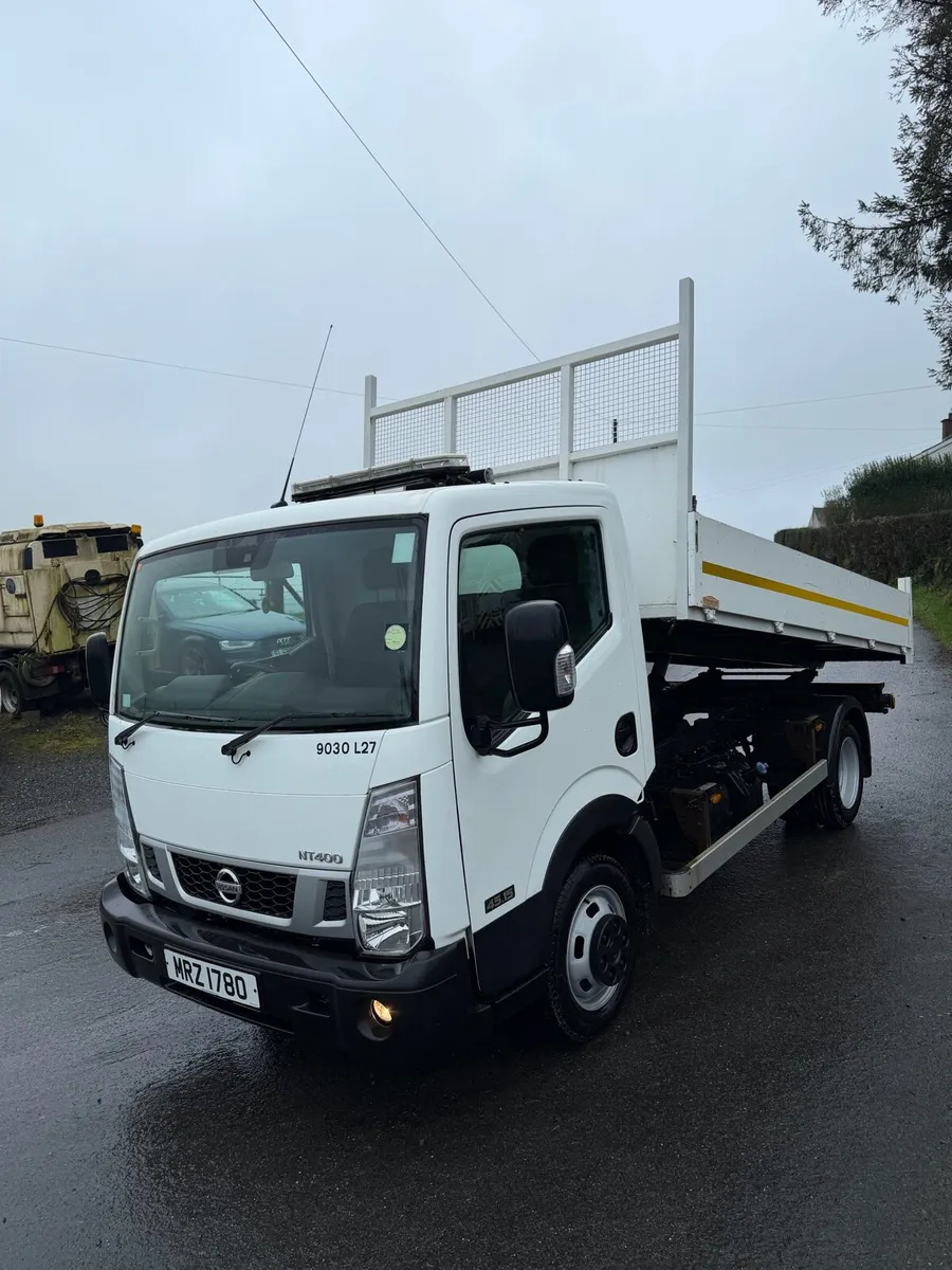 2017 Nissan Cabstar Tipper - Image 1
