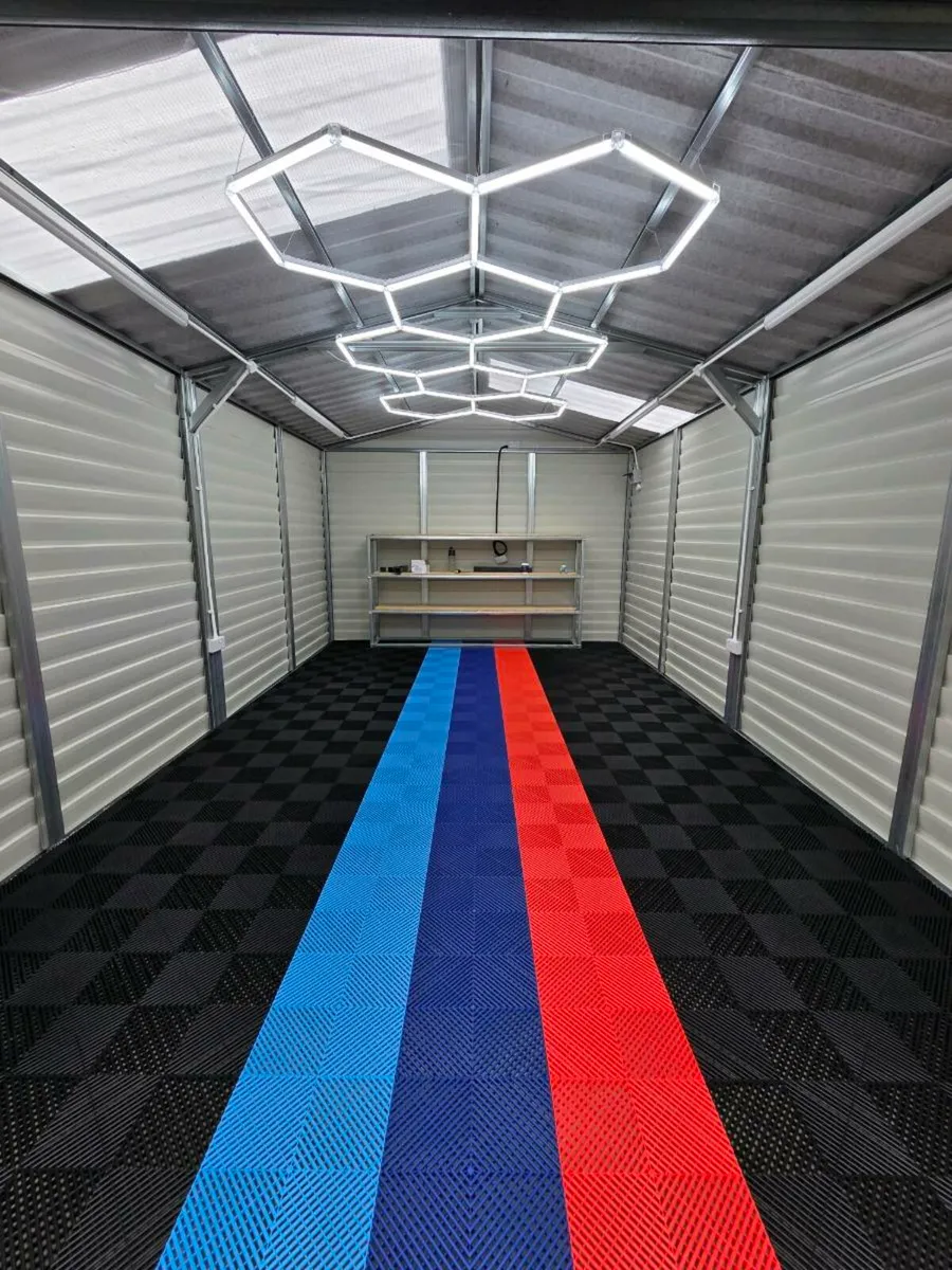 Garage Tiles - Image 2