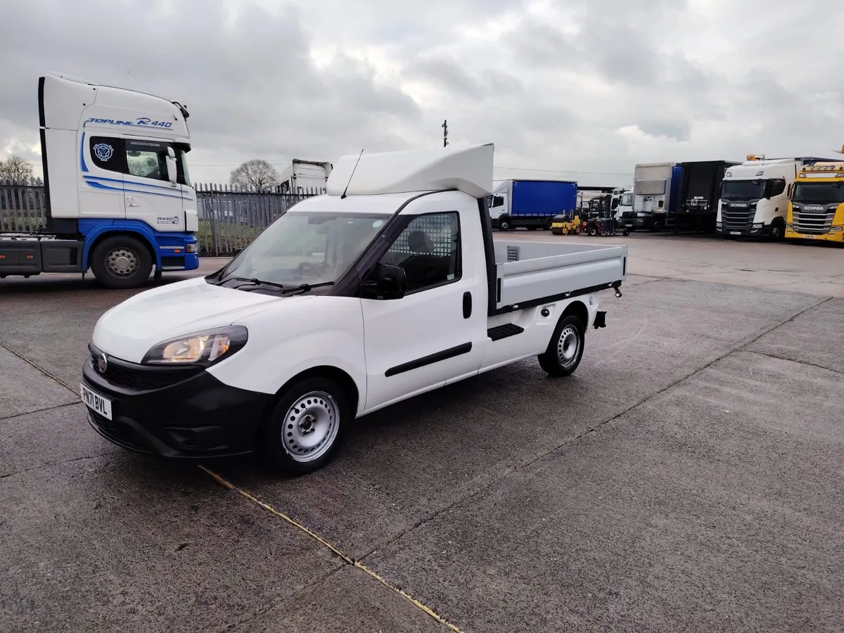 2021 Fiat Doblo pickup diesel 6 speed - Image 4