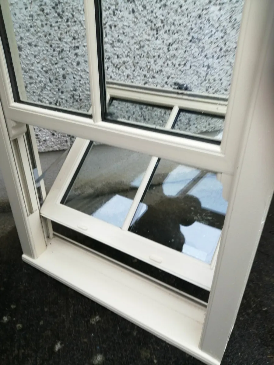Sash window - Image 3