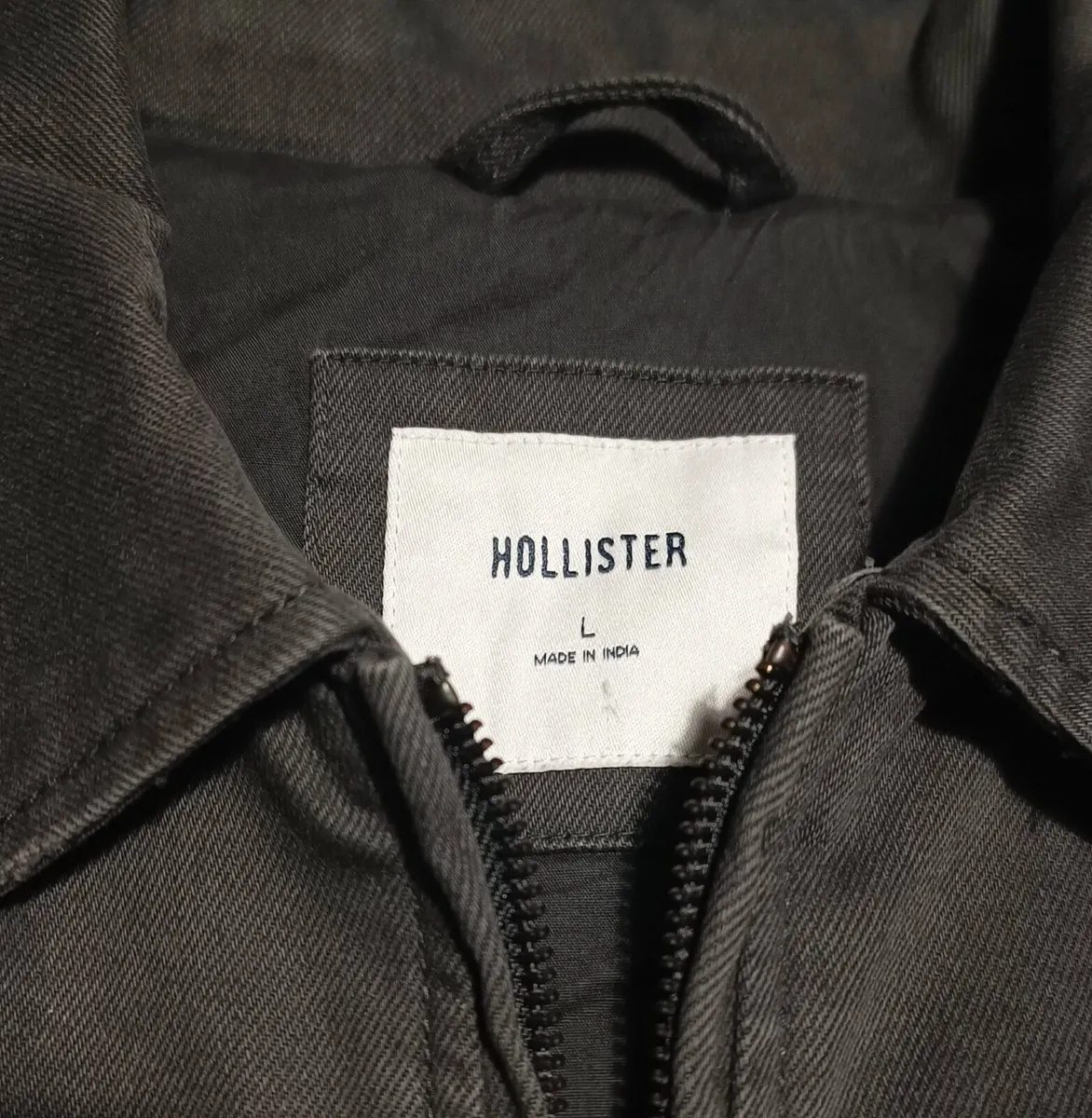 Hollister Men's Denim Jacket - Image 3