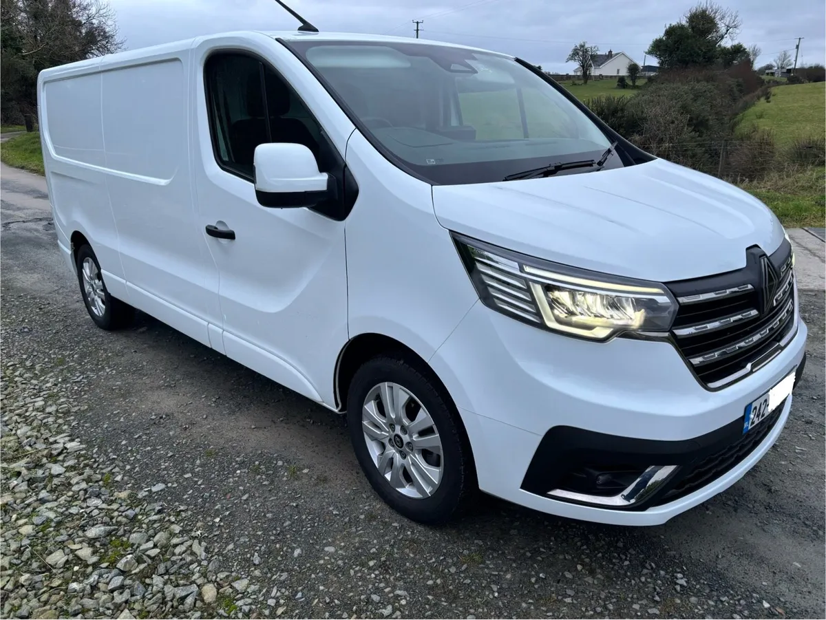 242 Renault Trafic LL30 Extra Model 2024 - Image 1
