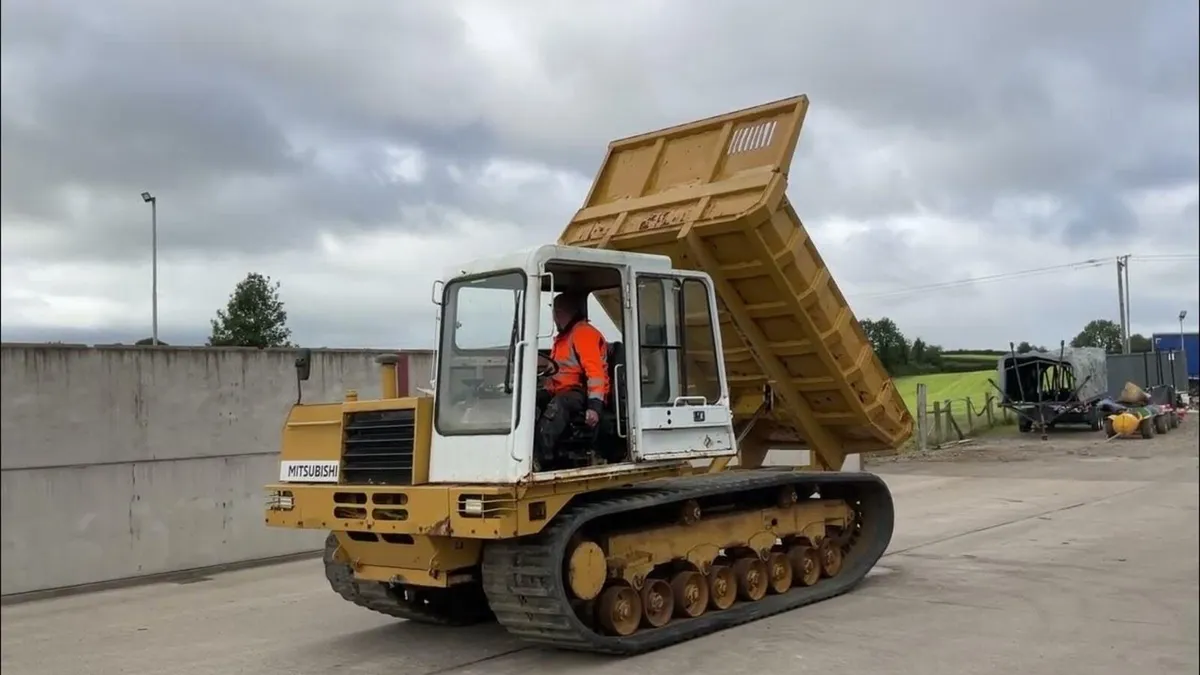 WANTED TRACK DUMPERS WANTED - Image 2