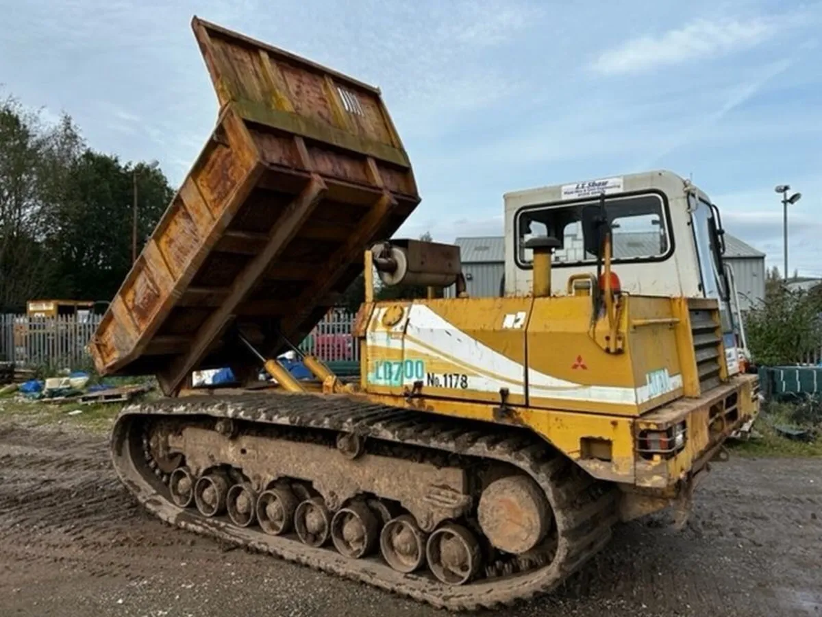 WANTED TRACK DUMPERS WANTED - Image 3