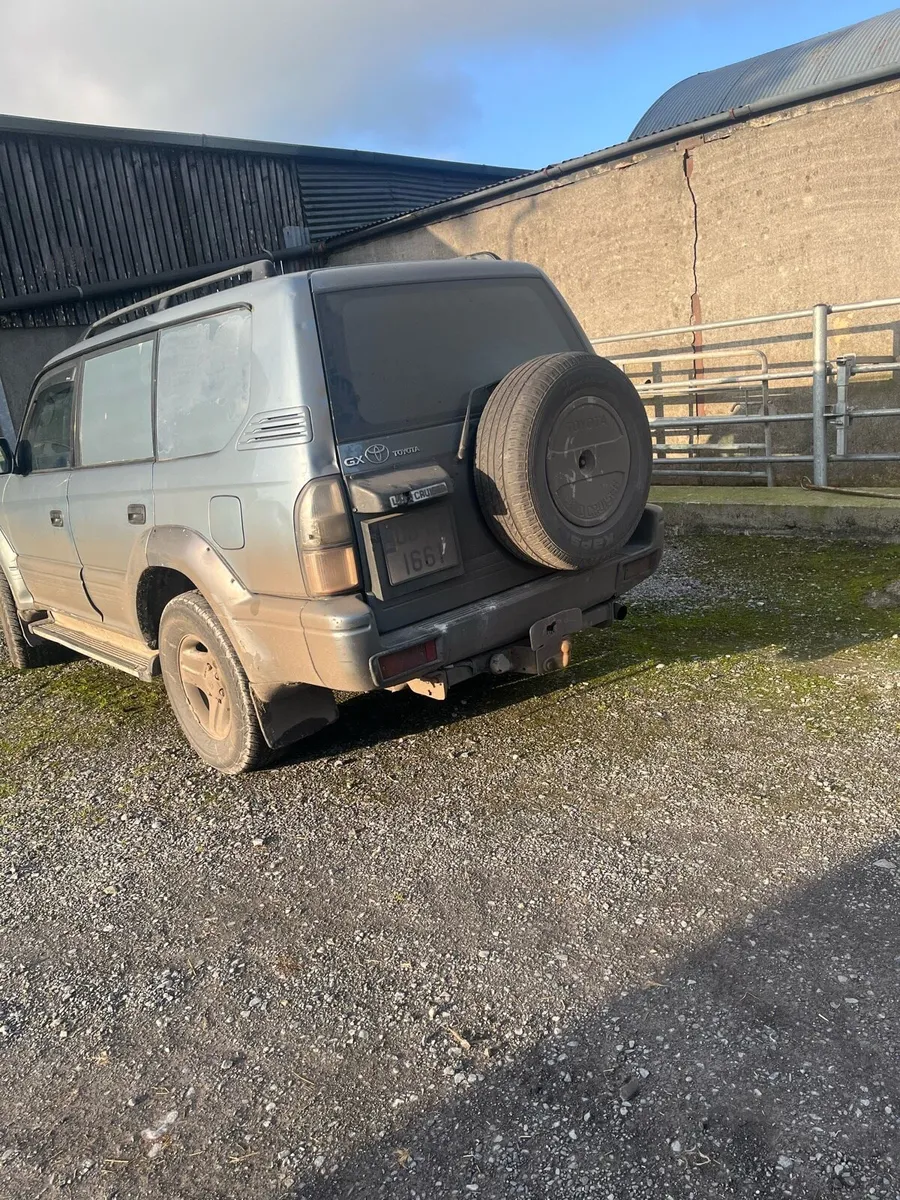 Toyota landcruiser - Image 2