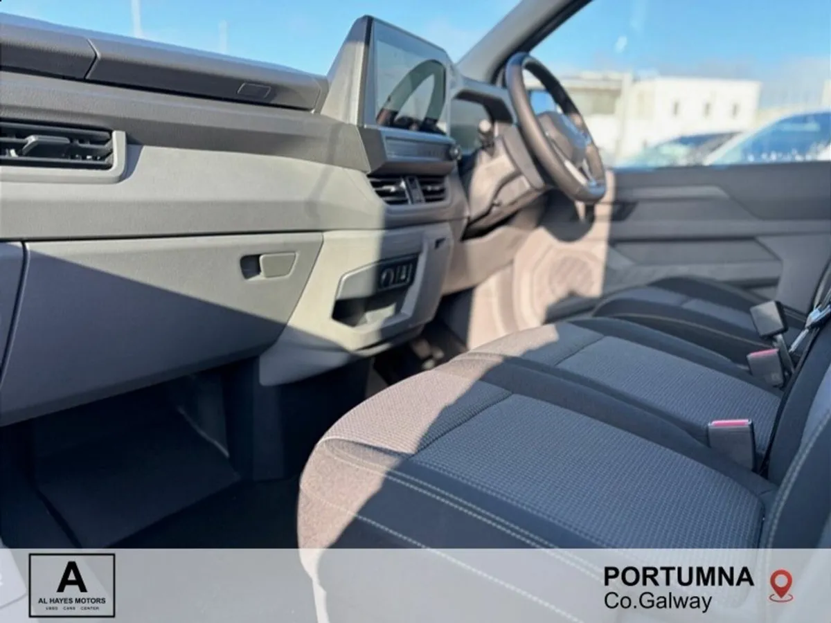 Volkswagen Transporter AUTOMATIC TRENDLINE SWB28 1 - Image 4