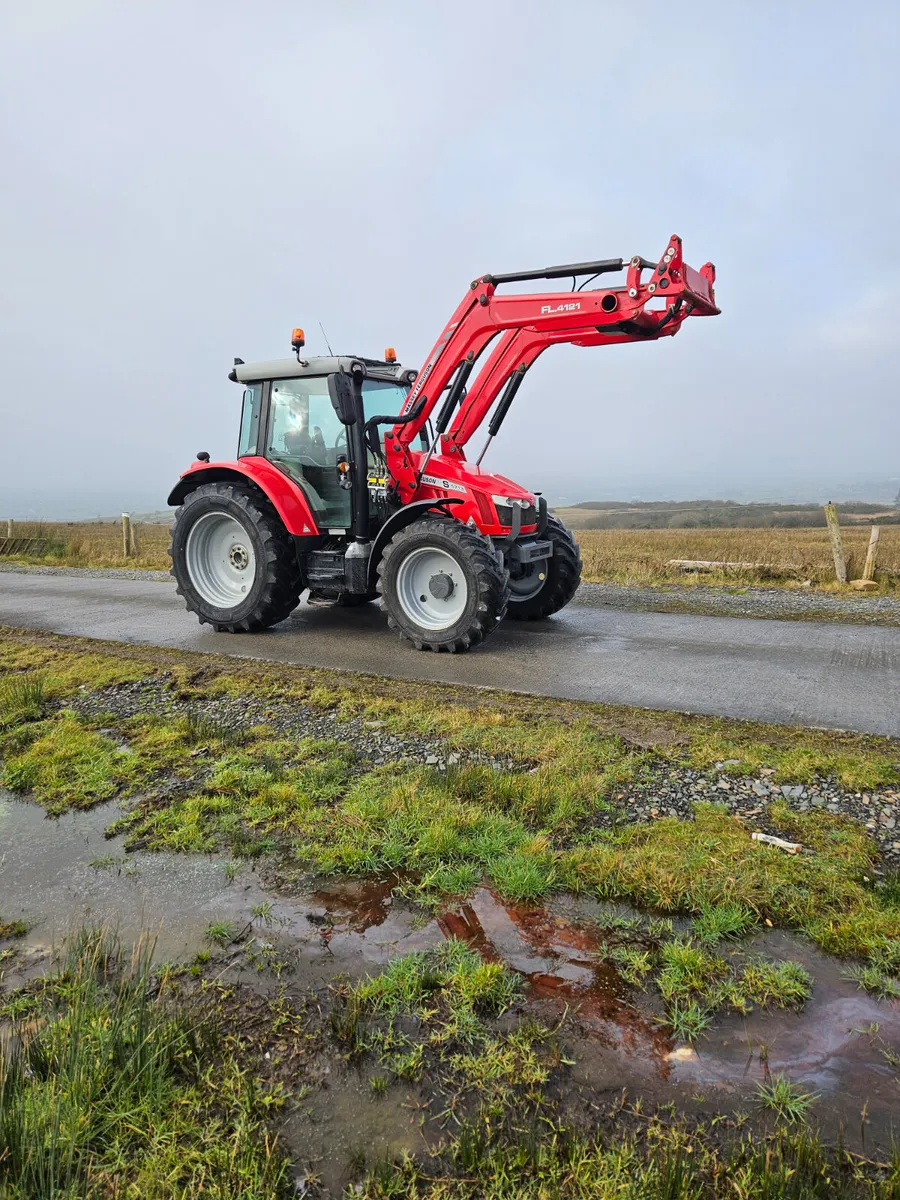 Massey Ferguson - Image 1