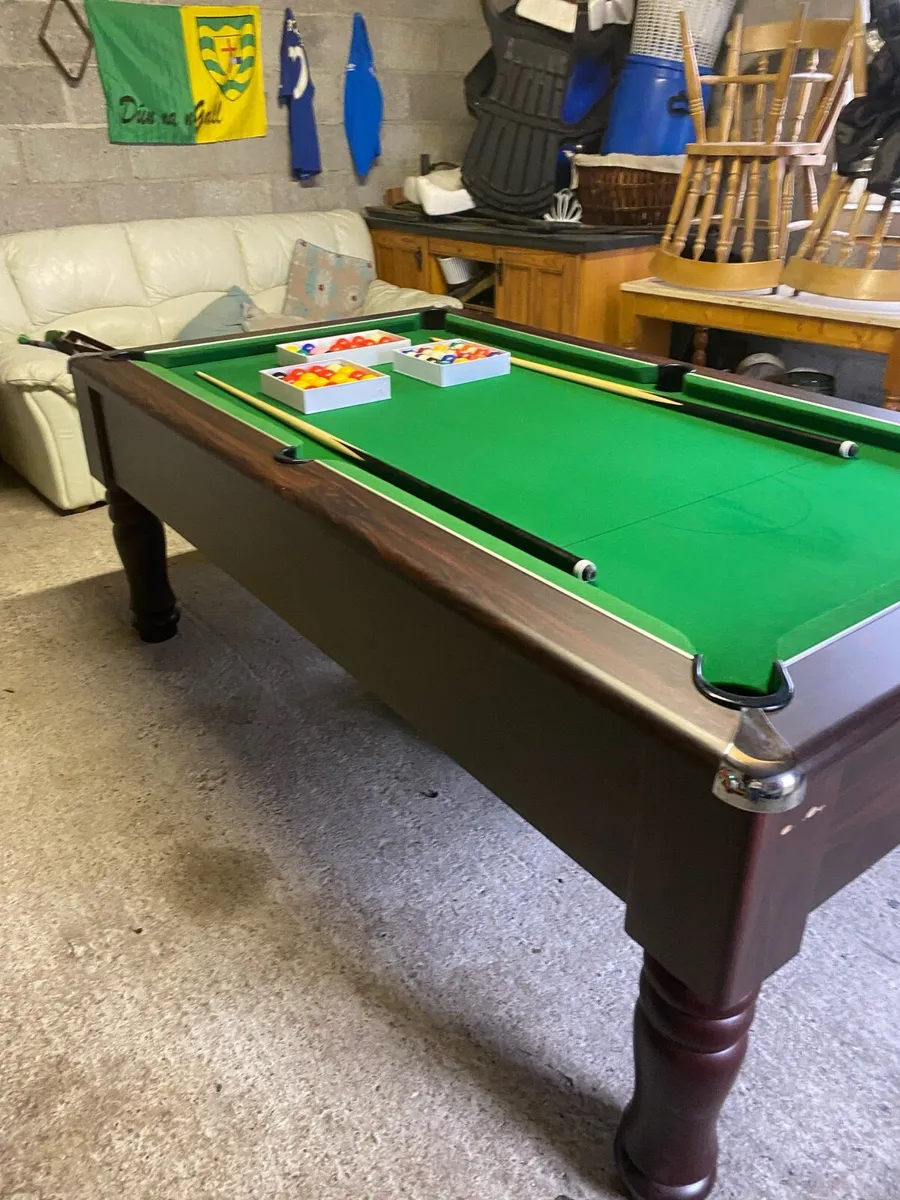 Pool table - Image 2