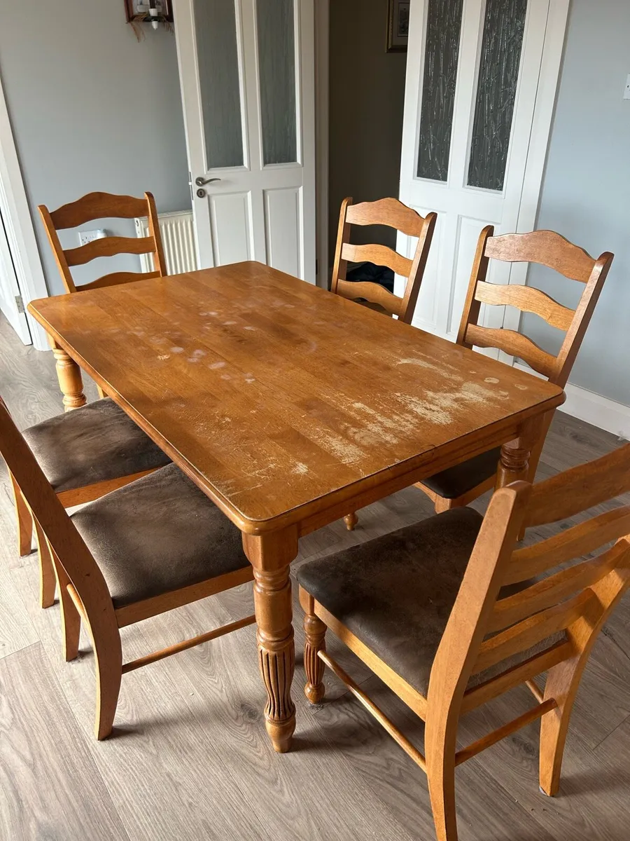 Kitchen Table and Chairs