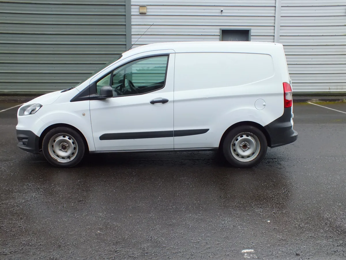 Ford Transit 2015 - Image 4