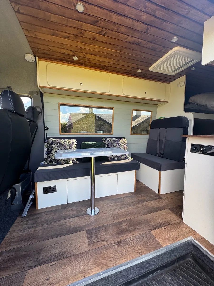 Campervan 2010 Mercedes Sprinter - Image 4