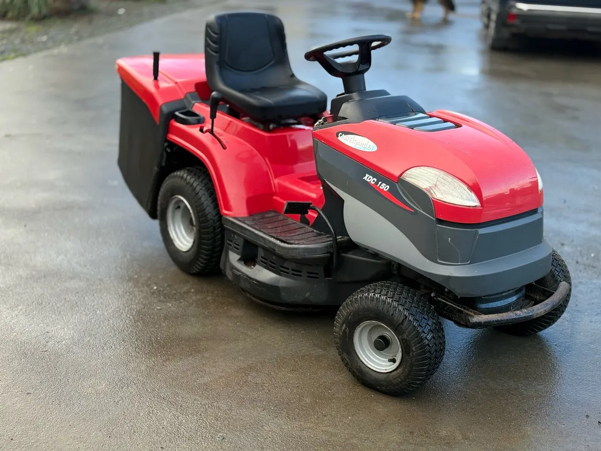 Castelgarden XDC150 RideOn lawnmower - Image 3