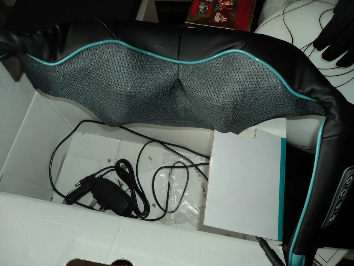 Mo Cuishle Back and neck massager - Image 3