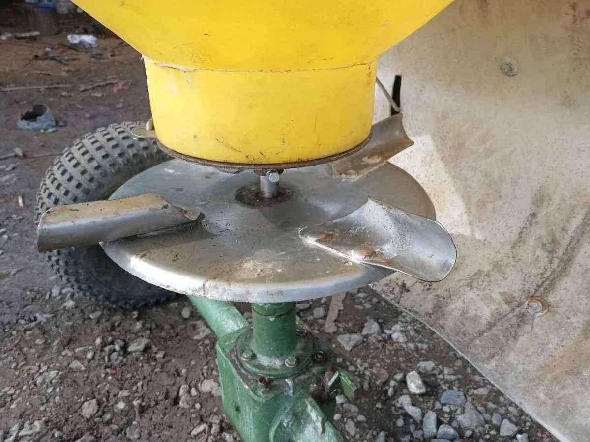 Quad spreader 5 bag - Image 3