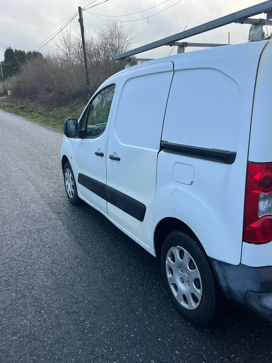 2011 Peugeot partner - Image 3