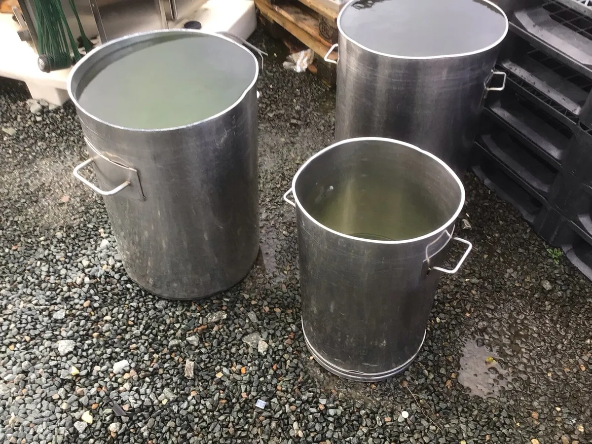 Stainless steel table and bins - Image 3
