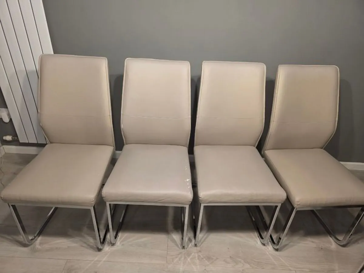 Stunning Modern White Marble effect Dining Set + 6 Cantilever - Image 4