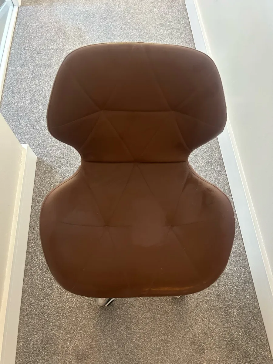 Office Chairs - Image 1