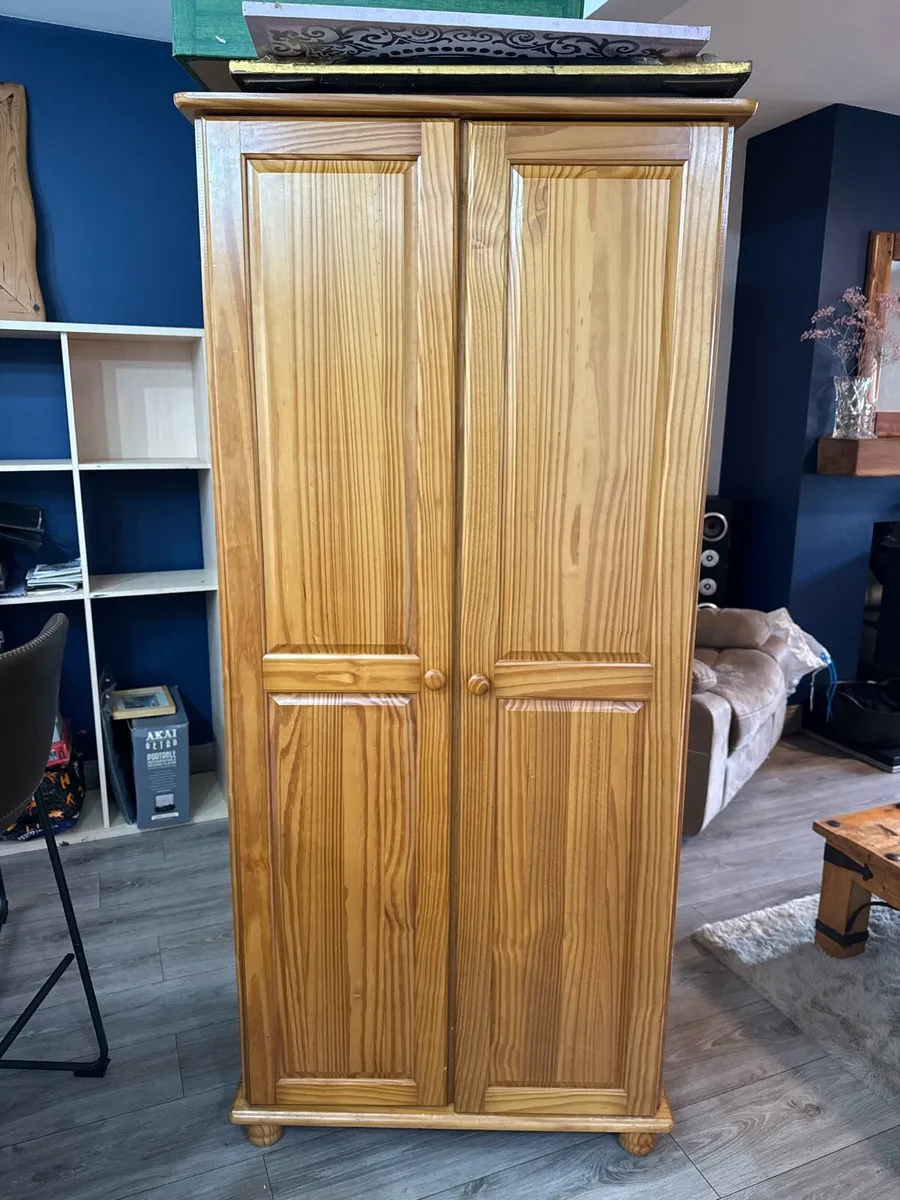 Household furniture - Image 3