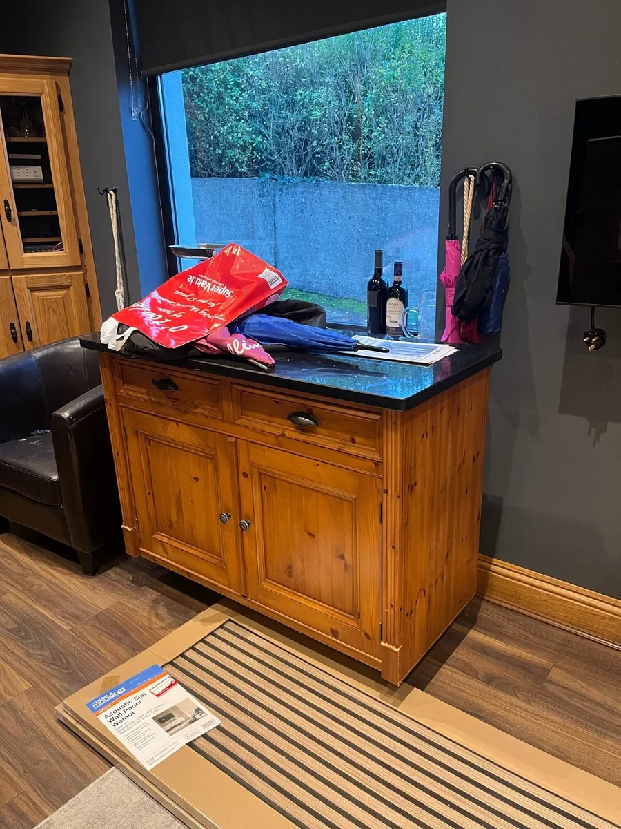 Kitchen dresser - Image 1