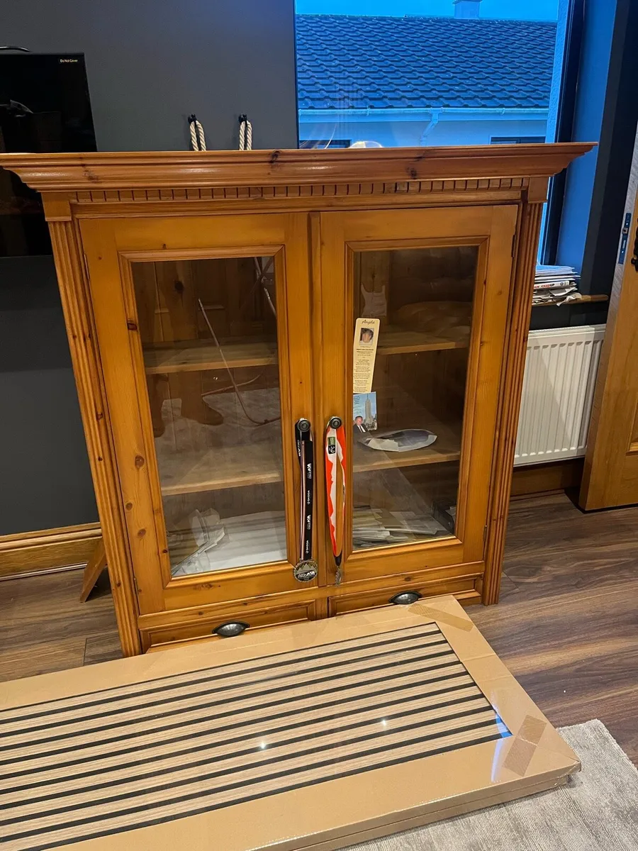 Kitchen dresser - Image 2