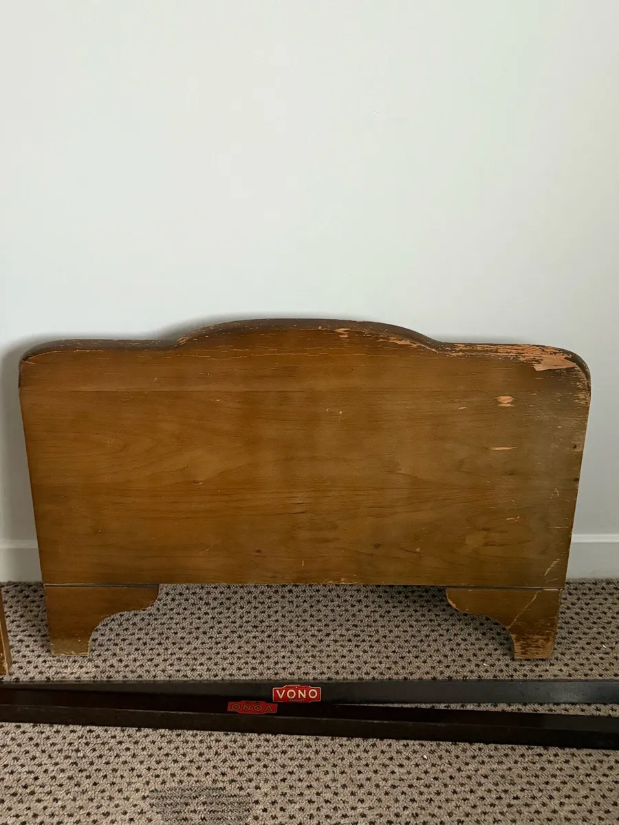 Antique single bed - Image 2