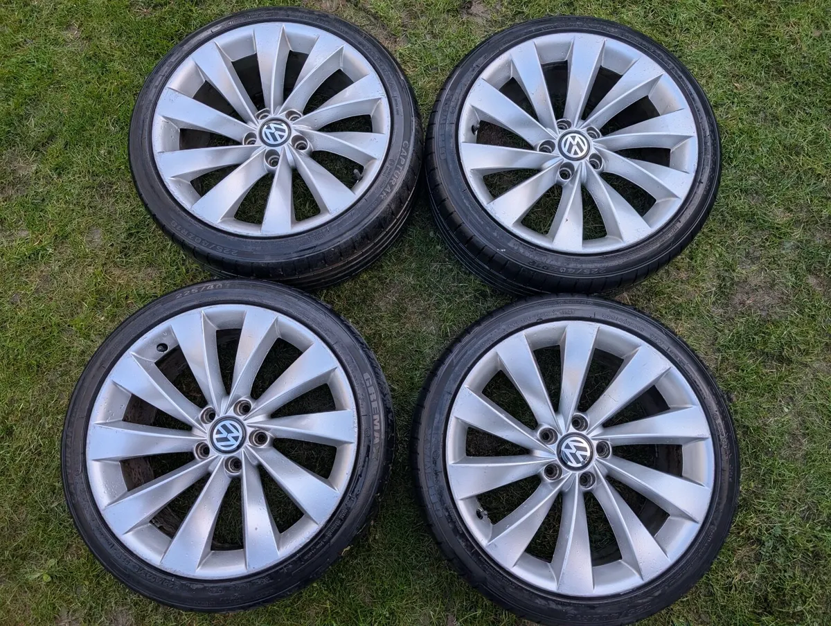 R18 R19 R20 5X112 few sets of wheels - Image 4