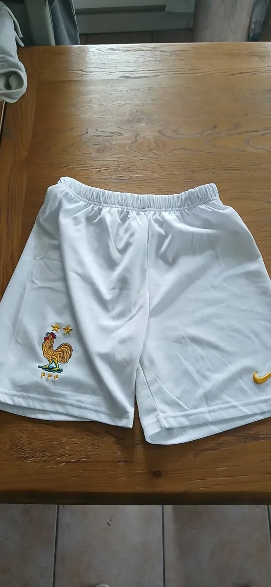 Girls shorts - Image 3