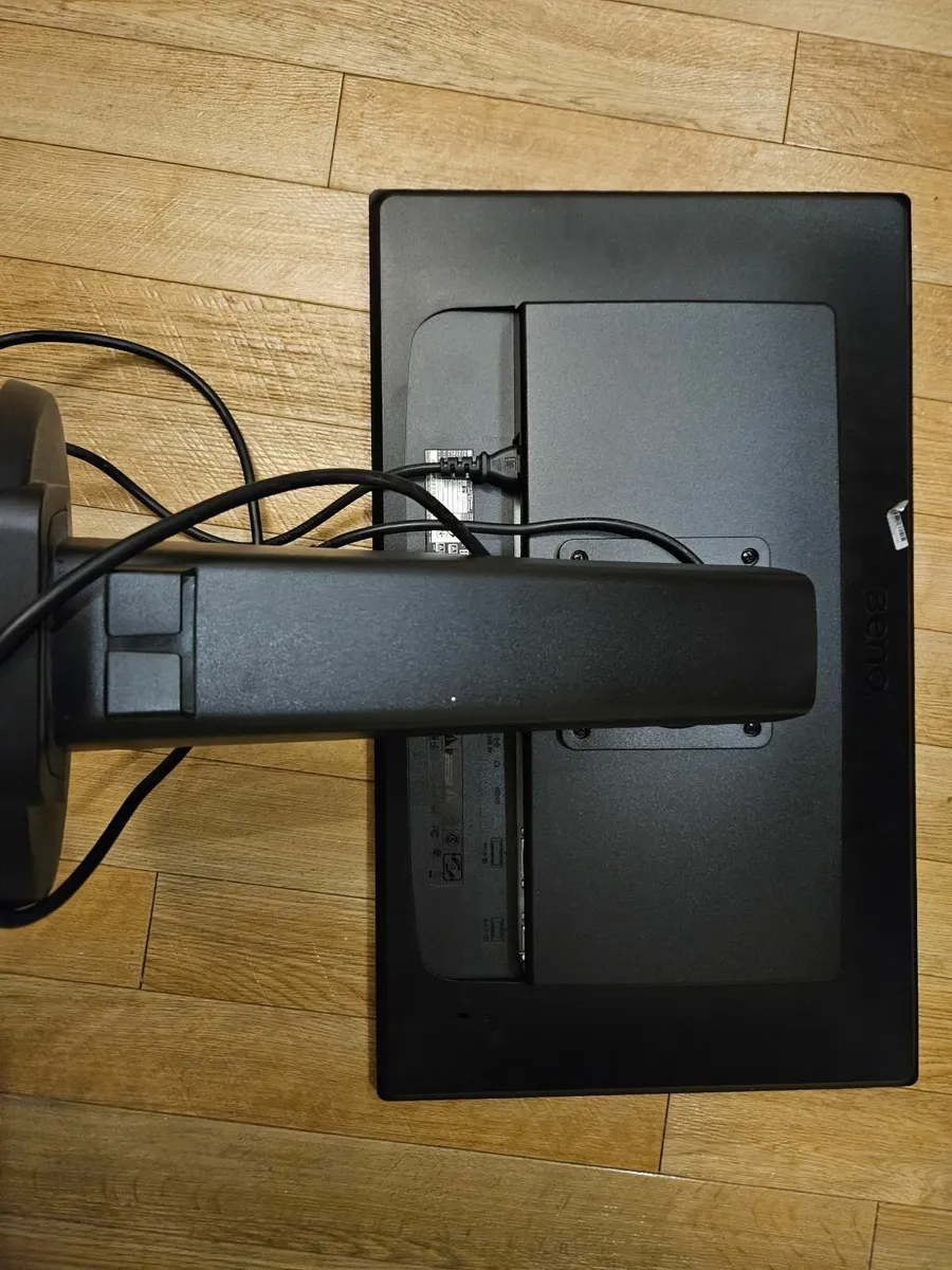 Monitor/Screen - Image 2