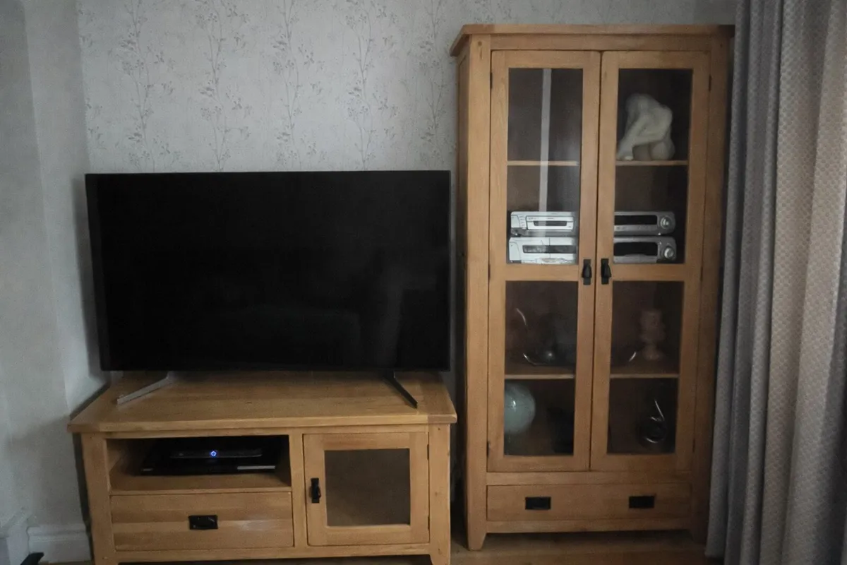 Oak TV Unit and Bookcase / Cabinet - Image 1