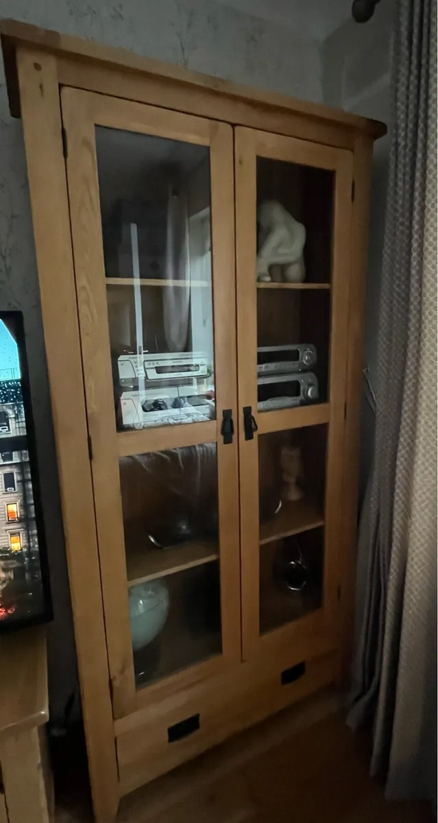 Oak TV Unit and Bookcase / Cabinet - Image 3