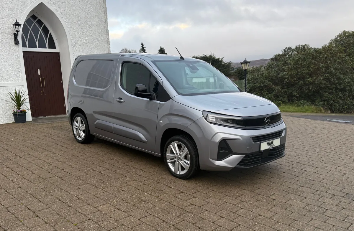2024 (242Reg) Opel Combo Sportive NO VAT! - Image 1